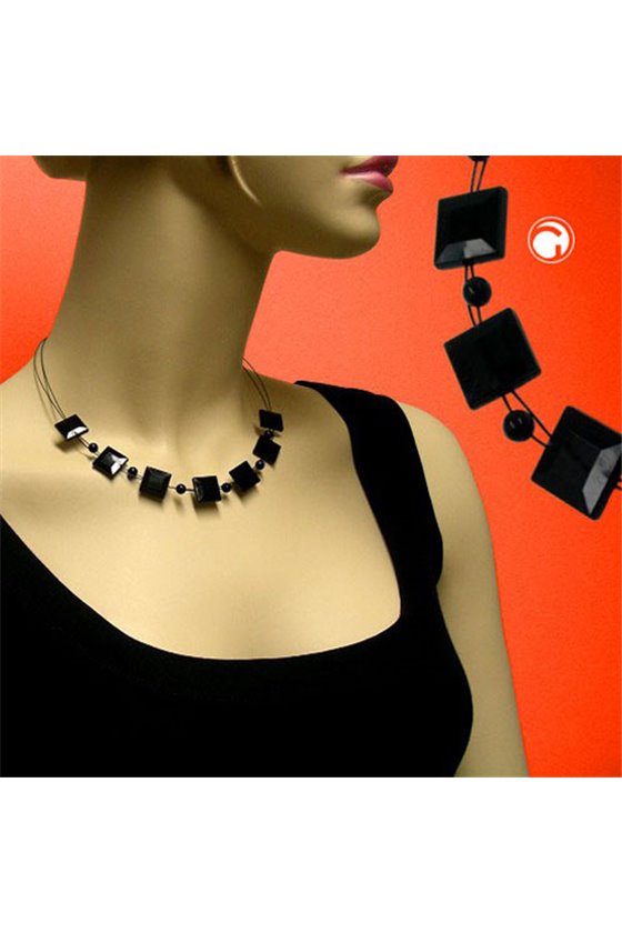 NECKLACE SQUARE BLACK