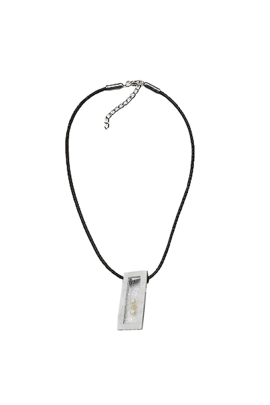 NECKLACE SQUARE WAX-WHITE & SILVER 45CM