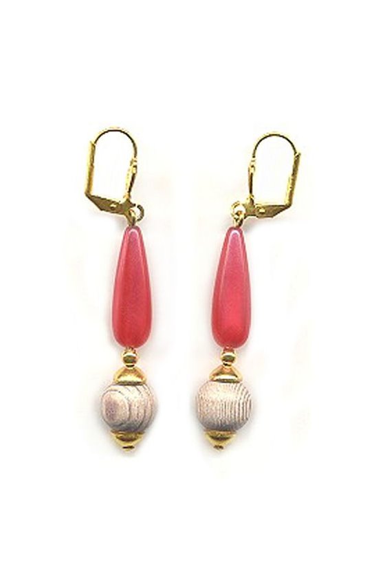 LEVERBACK EARRINGS SILKY SHIMMERING RED