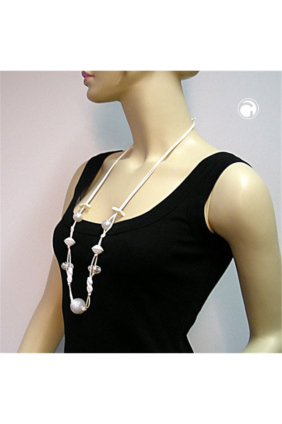 NECKLACE BEADS WAX-WHITE