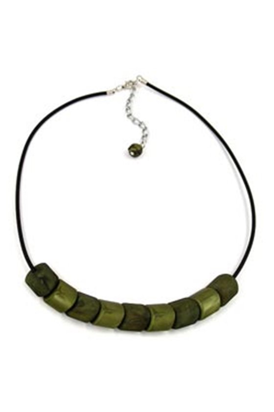 NECKLACE BEADS GREEN-SILK 45CM