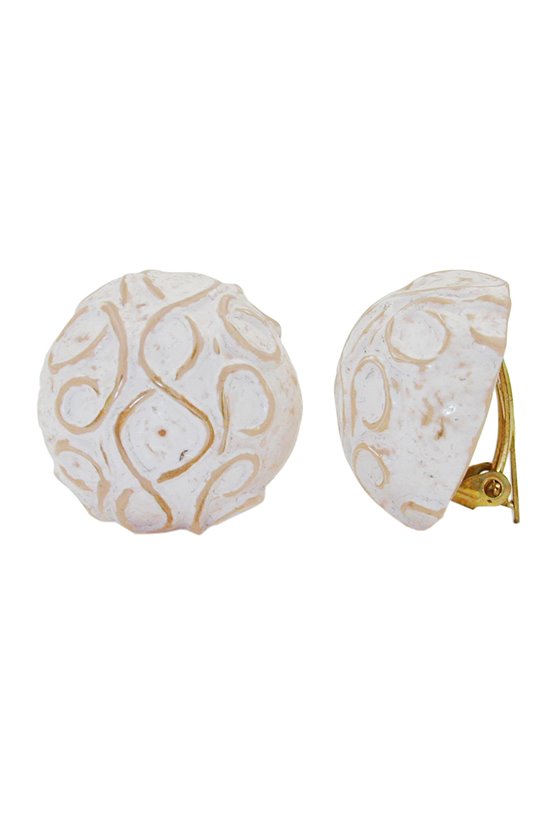 CLIP-ON EARRING CREAM COLORED MATTE 24MM
