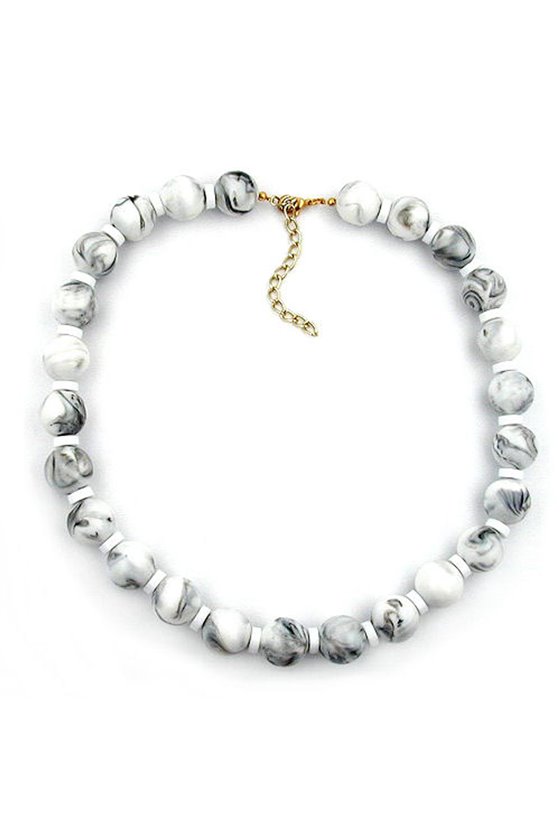NECKLACE BEADS WHITE-BLACK-MARBLED 50CM