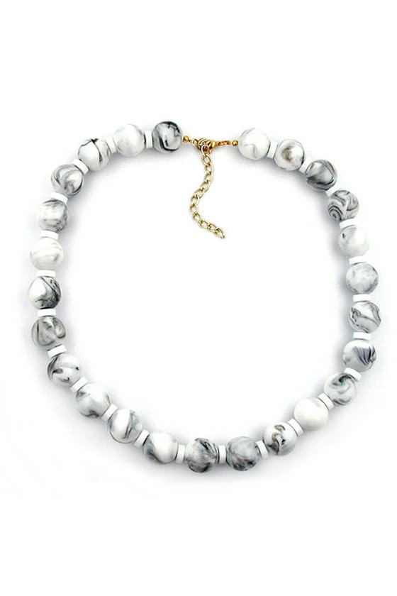 NECKLACE BEADS WHITE-BLACK-MARBLED 50CM