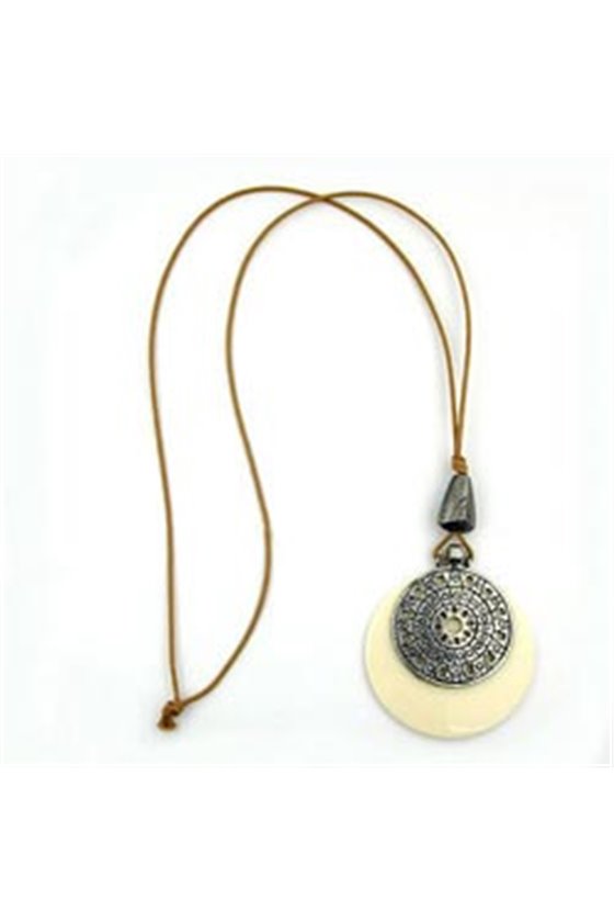 NECKLACE ANTIQUE RETRO DESIGN IVORY/ SILVER COLOURS