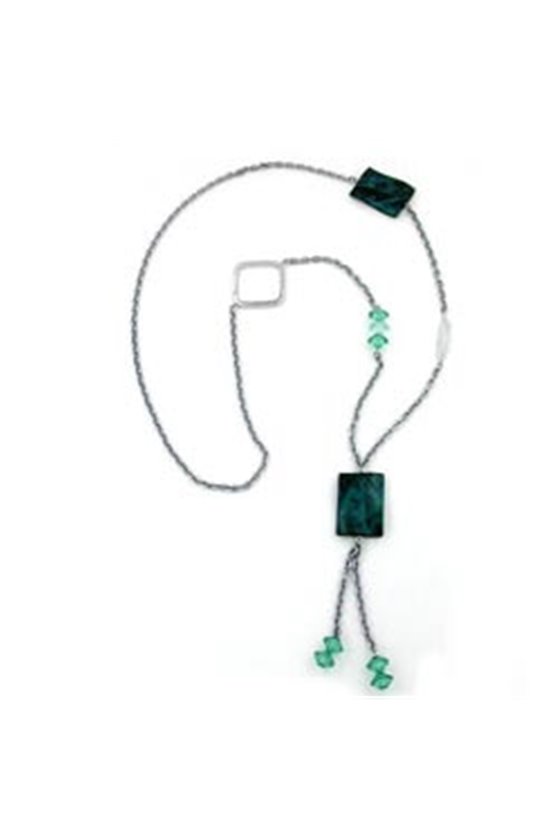 NECKLACE BLACK SQUARES TOURQUOISE BEADS