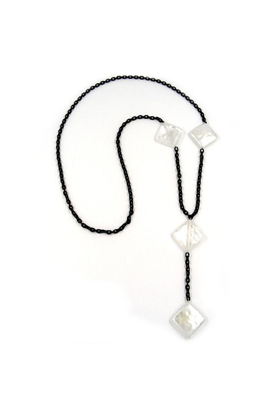 NECKLACE SQUARE BEADS WAX-WHITE 90CM