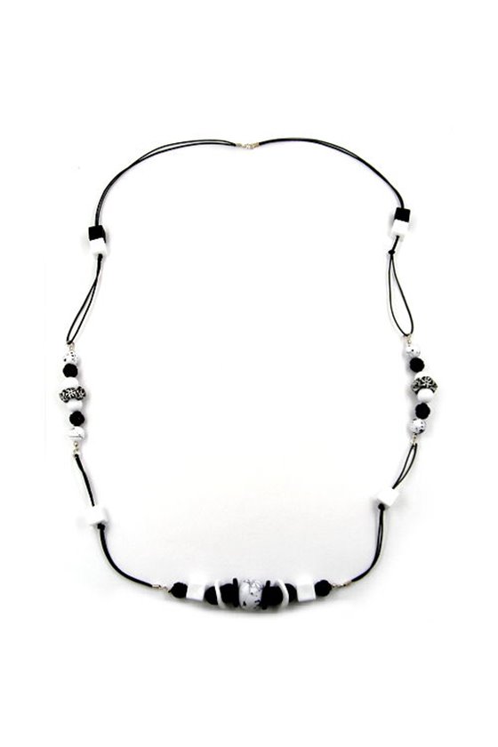 NECKLACE BEADS CUBES BLACK-WHITE 98CM