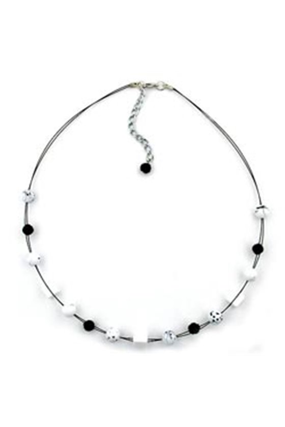 NECKLACE BEADS WHITE BLACK
