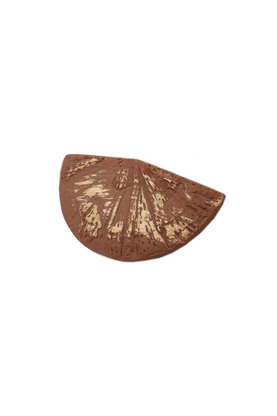 BROOCH HAND FAN BROWN GOLD COLOURED