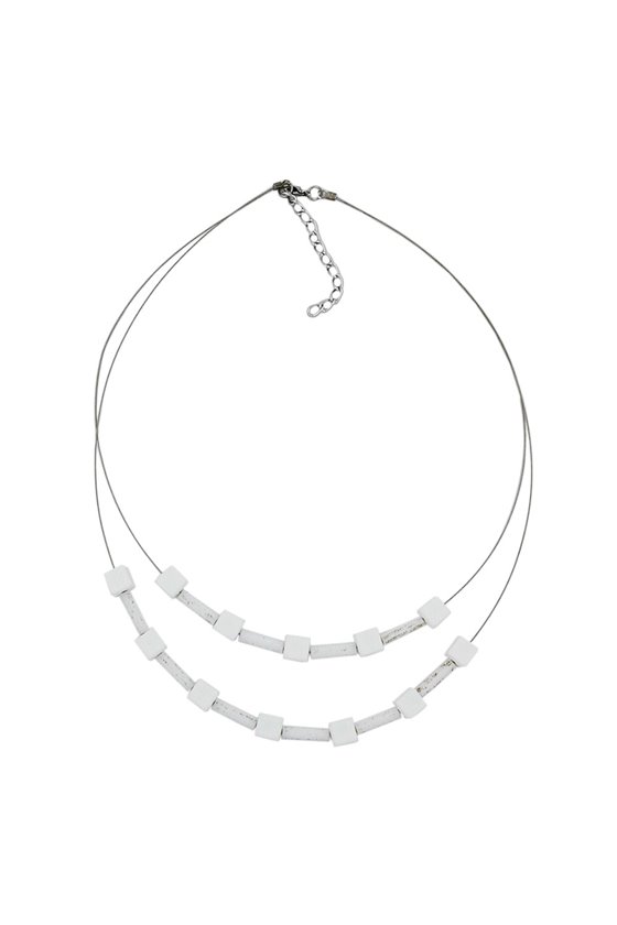 NECKLACE WHITE BEADS MATT