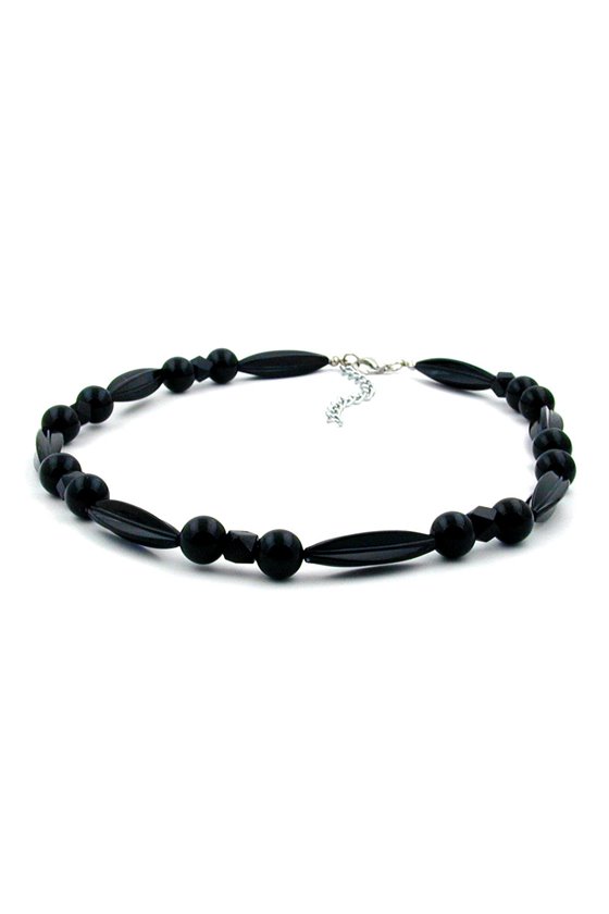 NECKLACE DIFFERENT SHAPES OF BLACK BEADS