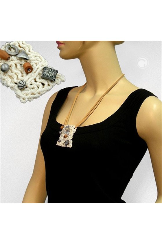 NECKLACE MACRAME WITH BEADS