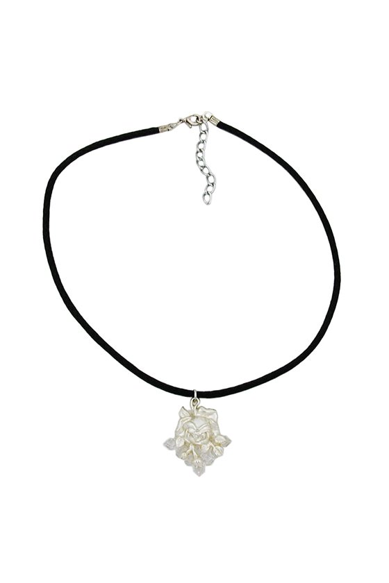 NECKLACE ROSE SILVER-COLOURED/ MATTE-FINISH