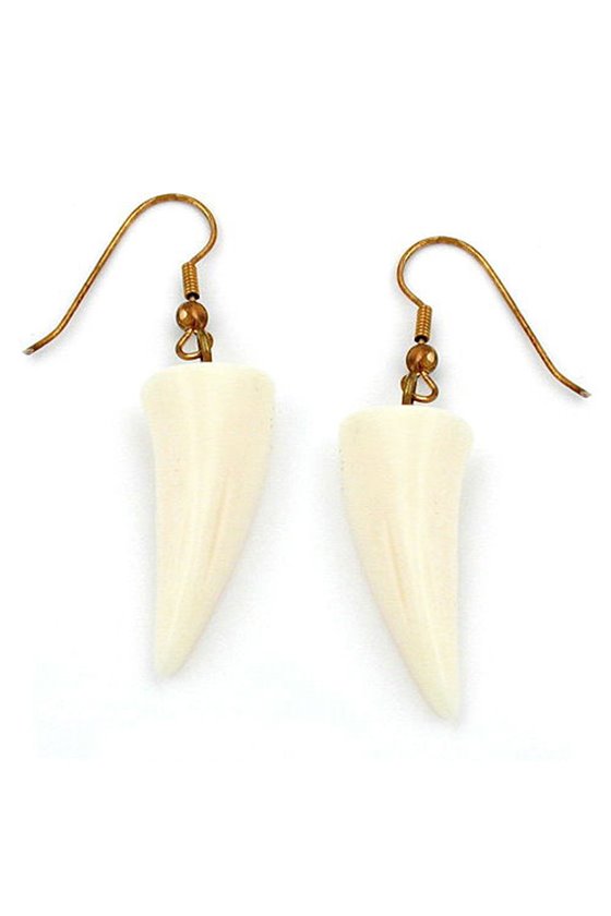 EARRINGS TIGER TEETH IVORY