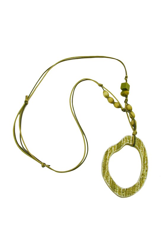 NECKLACE GREEN/OLIVE LARGE RING PENDANT