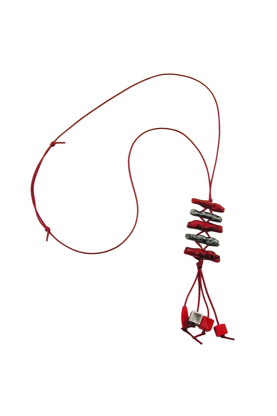 NECKLACE RED/ ANTIQUE SILVER BEADS UNIQUE DESIGN