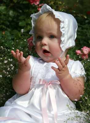 Bonnet from Grace of Sweden for sweet girl