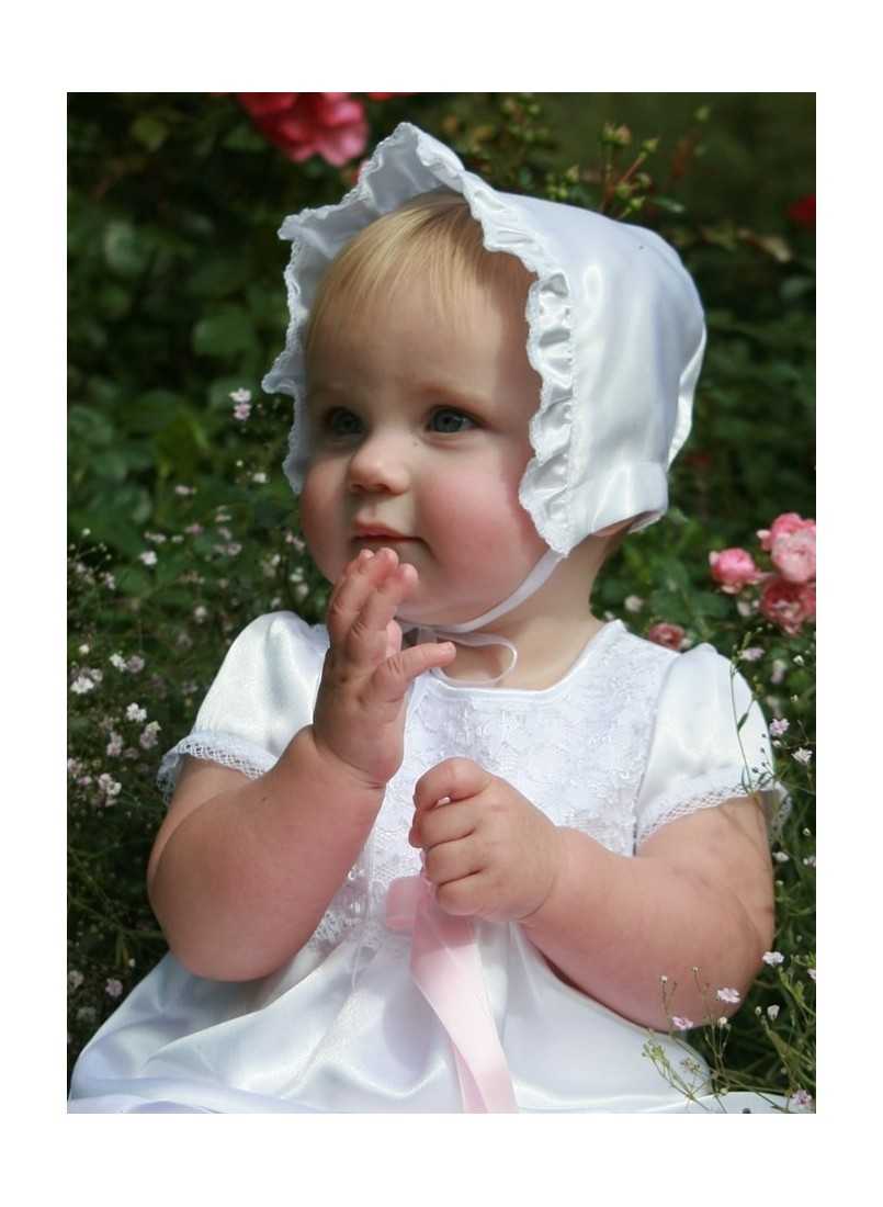 Christening gown from Grace of Sweden and bonnet for girl
