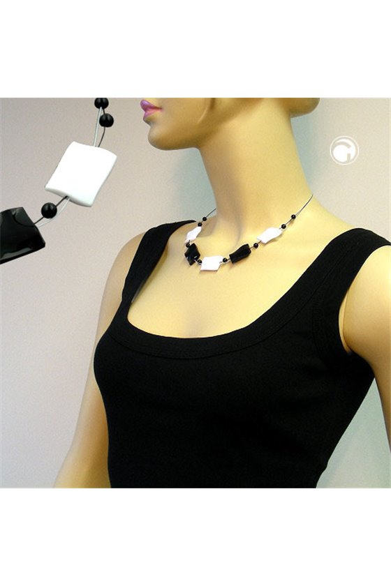 NECKLACE BLACK AND WHITE BEADS 45CM