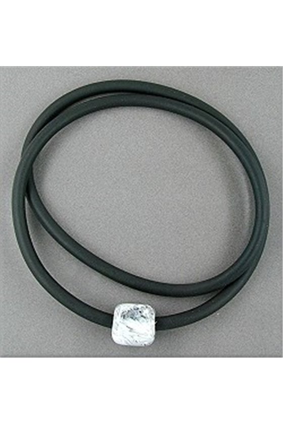 NECKLACE SQUARE BEAD BLACK-WHITE