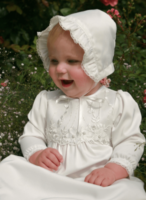 Christening bonnet for girls Grace Of Swedens design