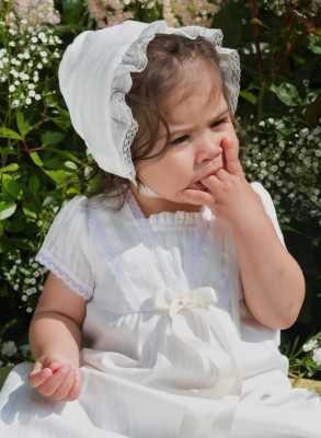 Christening Bonnet Grace-Old style for girls Grace of Sweden